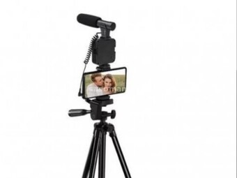 Set tripod-držač za mobilni i kameru sa mikrofonom i svetlom