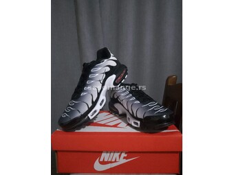 Nike TN Silver/Black/White