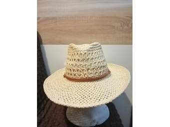 Шешир - квалитетан ручни рад - летњи плетени