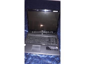 Laptop računar, ekran veliki 17'', SSD disk, 4gb RAMa ACER. U odličnom stanju. Ne oštećen. Sve radi