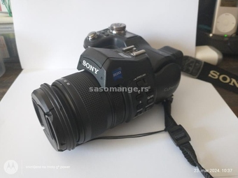 Sony Cybershot DSC-F828 digitalni fotoaparat-2kom.