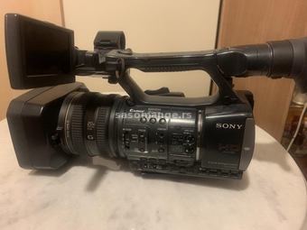 Kamera SOMY HDR AX 2000