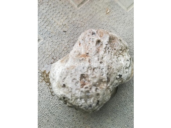 Plutajući kamen za akvarijum 4,5 cm x 6 cm