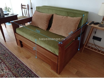 udoban krevet -dvosed na razvlaćenje idealan za manje prostore