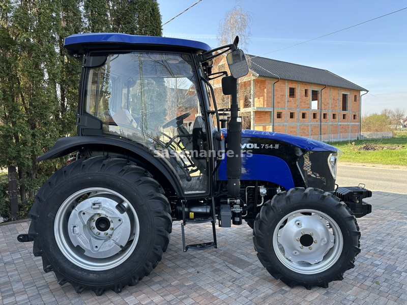 Traktor LOVOL 754