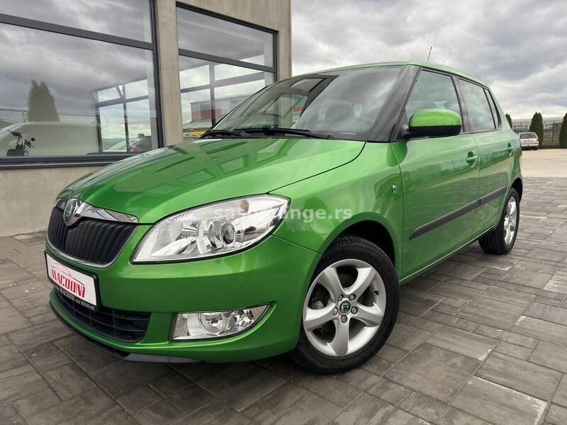 Škoda Fabia 1.2 tsi 10.000k