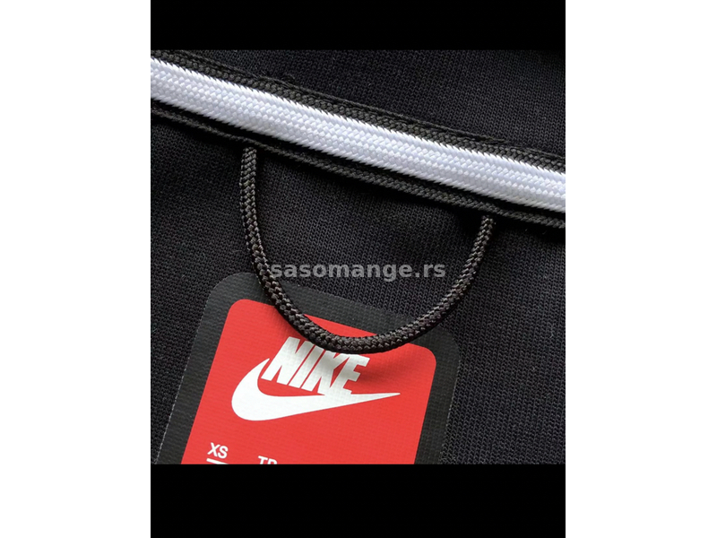 Nike tech fleece crni