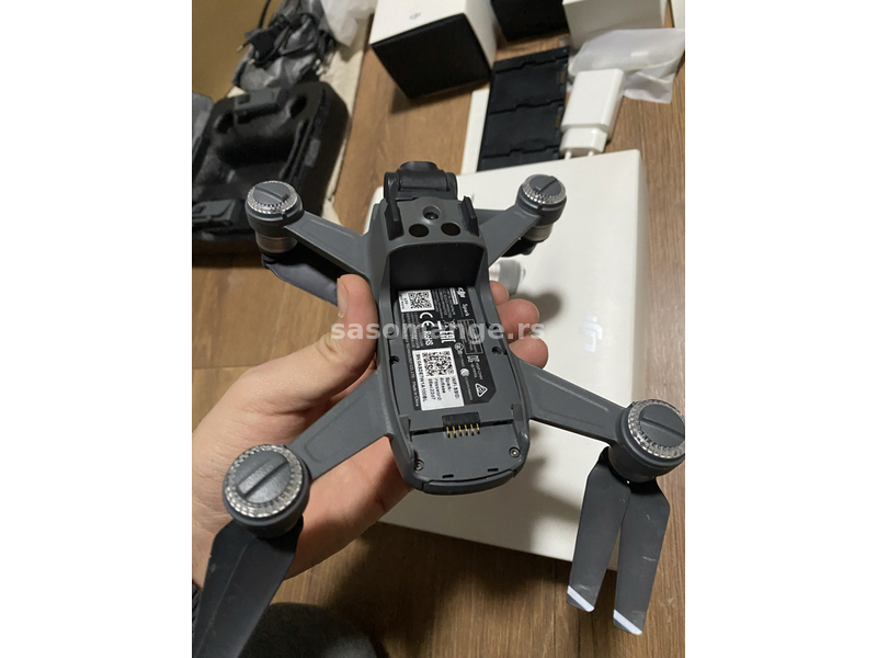 Dji spark limited fly more combo dron
