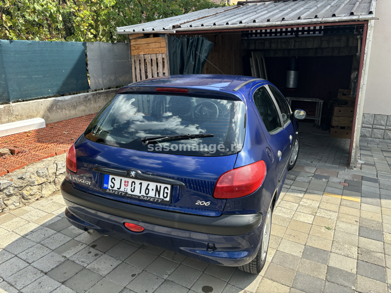 Peugeot 206