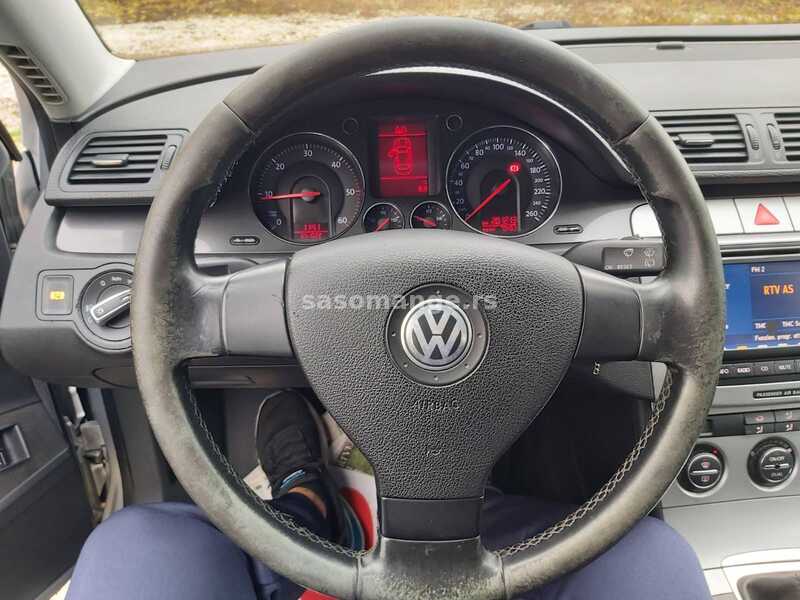 Volkswagen Passat B6 2.0 TDI/4MOTION/NAV