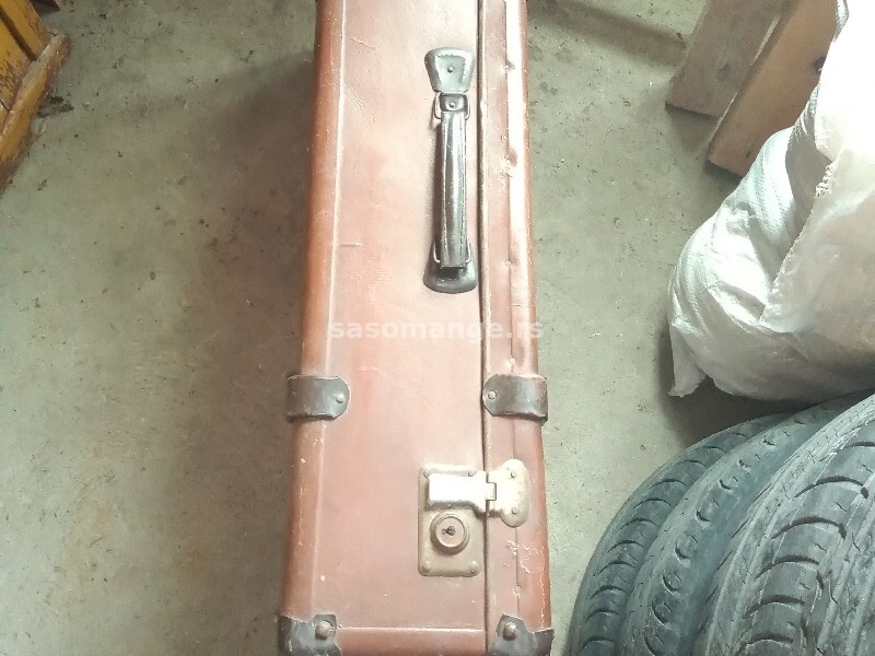 Starinski kofer
