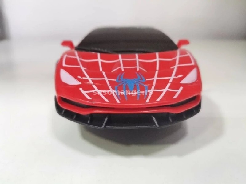 Spiderman auto na baterije 03