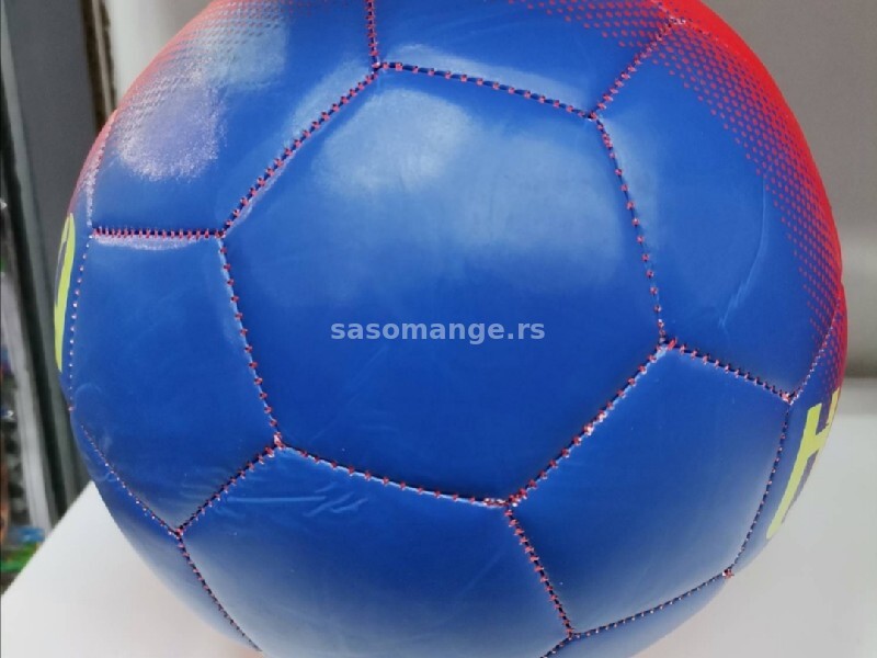 Barsalona fudbalama lopta