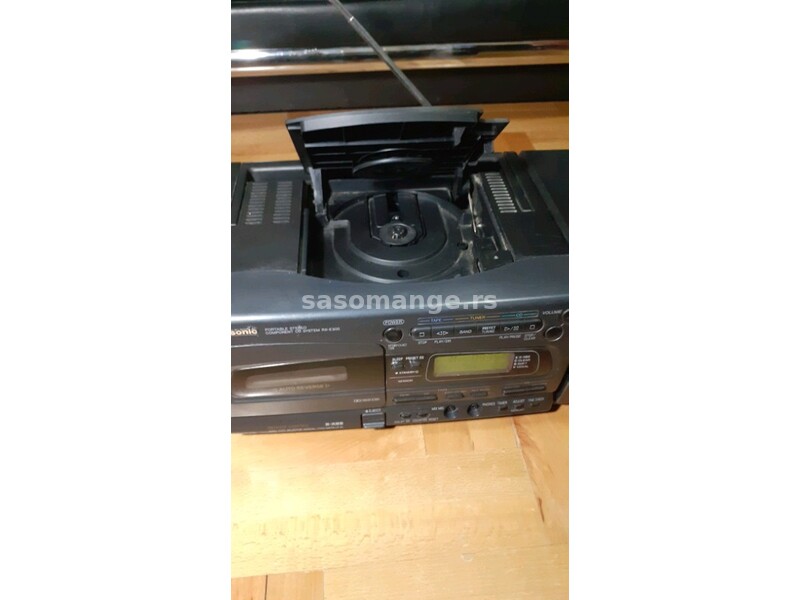 Radio CD Panasonic RX-E300 (279)