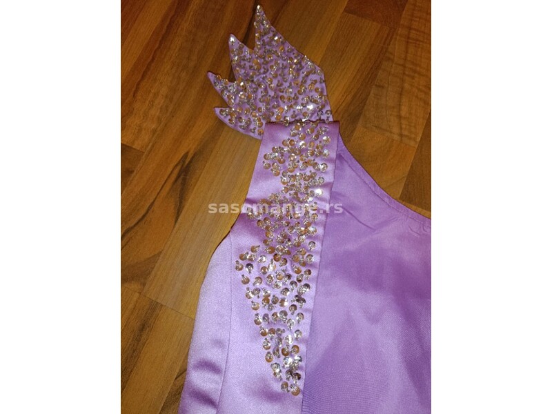 Dugačka lila svečana haljina sa šlepom