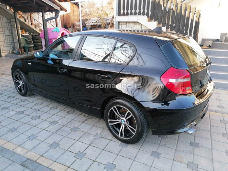 BMW SERIES 1