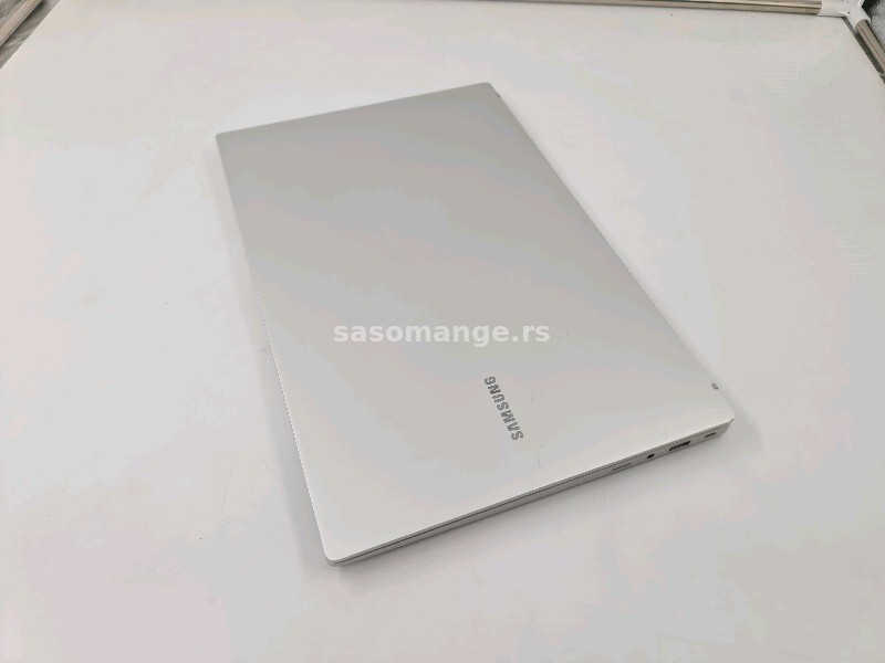 Samsung Galaxy book 2 /i5-1235U/8gb/256gb/15.6FHD IPS/6H