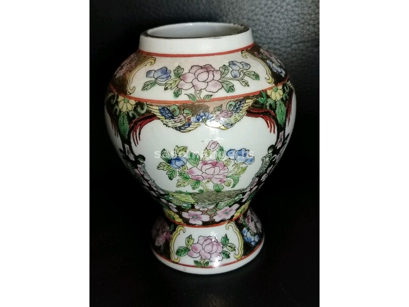 Mala kineska vaza