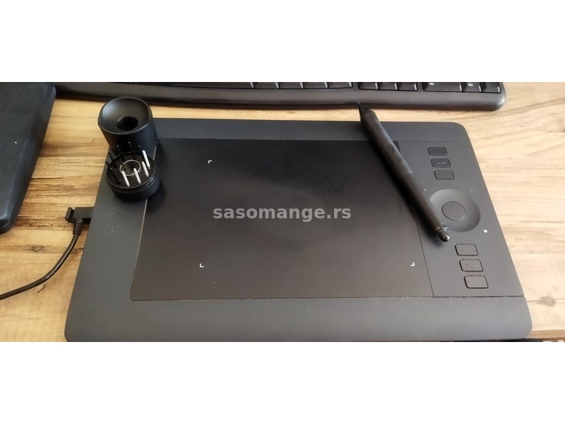 Graficka tabla Wacom intuos pro small pth-451