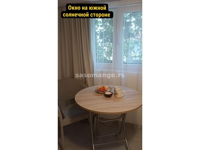 Apartmani na 600 metara od mora.