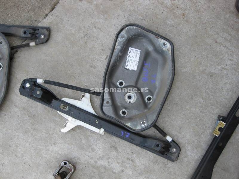 Golf 5 cetvora vrata podizaci stakala za model sa elektro podizacima