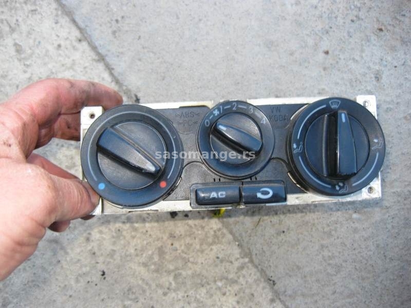 Octavia A4 prekidaci ventilacije model sa A/C klimom polovni,ispravni,originalni