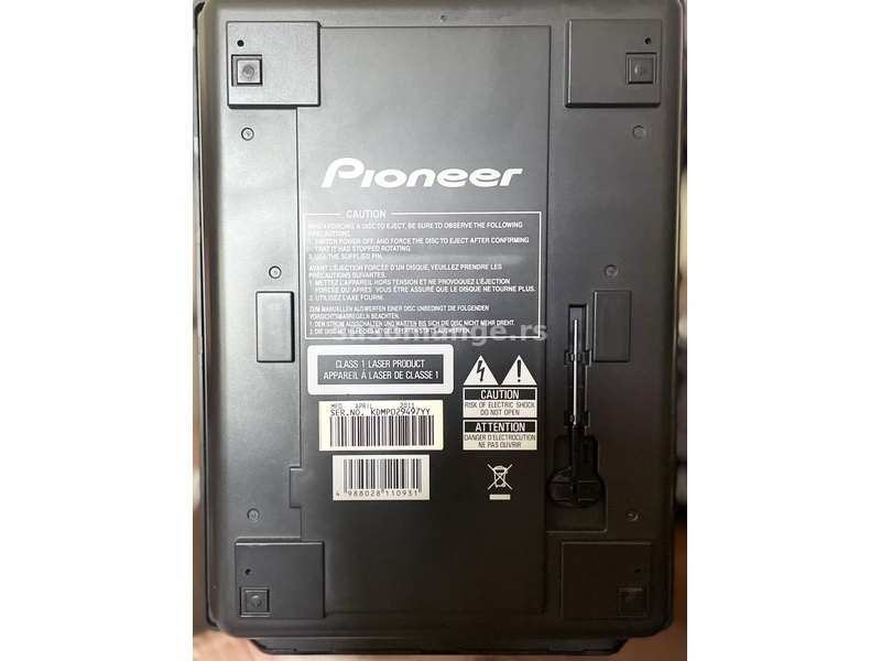 Pioneer cdj 350 + Allen&amp;Heath xone 22 + dve torbe