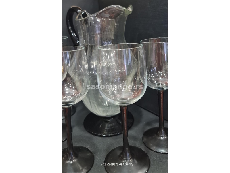 Set od 6 vinskih čaša-duvano staklo