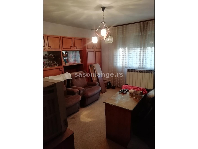 Agencija za nekretnine Maksimović prodaje kuću u Pakašnici