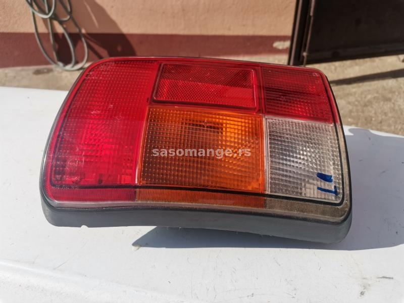 Stop lampa leva Lada 21213,21214 Niva br.1