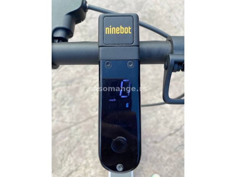 Ninebot MAXG30LE Elektricni trotinet (U garanciji)