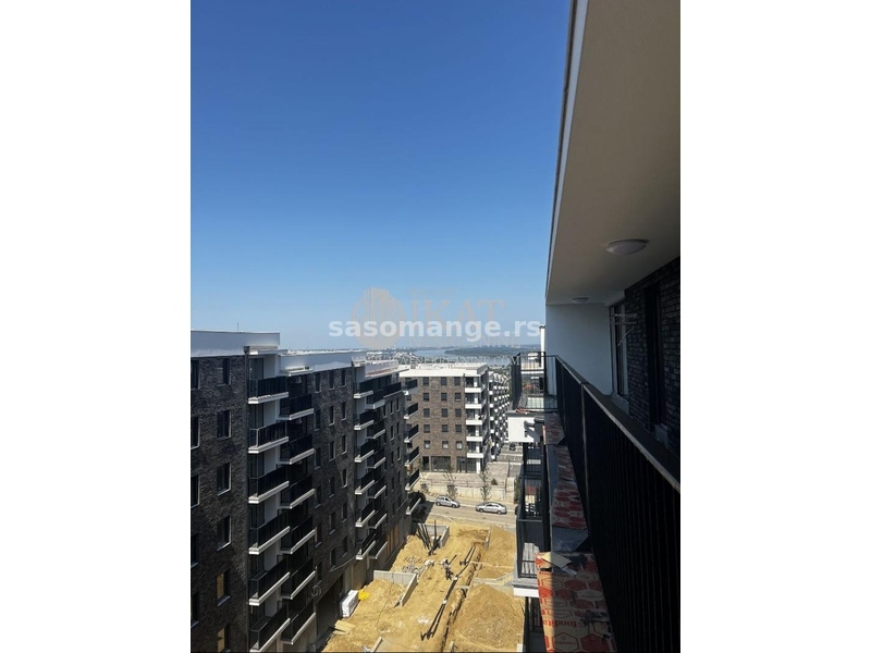 Sunnyvillle PENTHOUSE 122m2, sa pogledom na Dunav