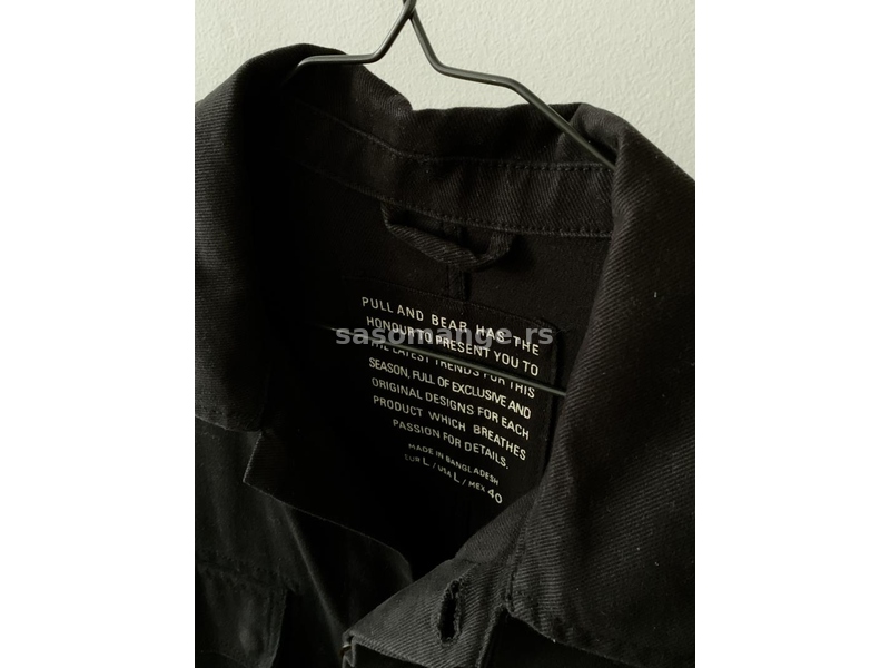 Platnena crna jakna - Pull&amp;Bear