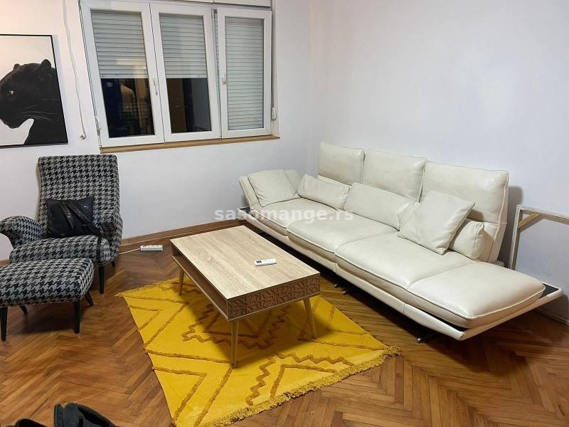 Prodajem stan u Beogradu, opština Zvezdara