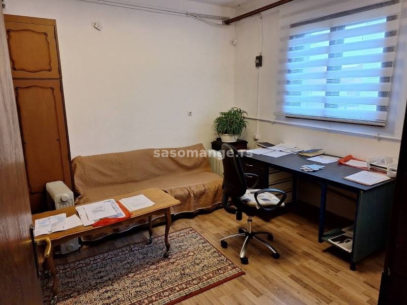 Agencija za nekretnine Maksimović prodaje kuću u Lazarici