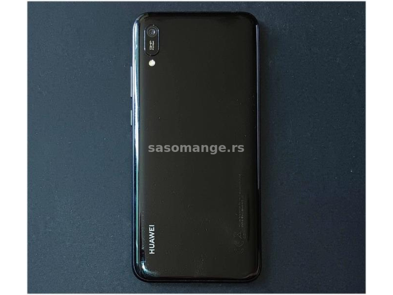 Huaweii Y6 Android Black Dual Sim (2019) + Memorijska Kartica 16GB zastitno Staklo maska.