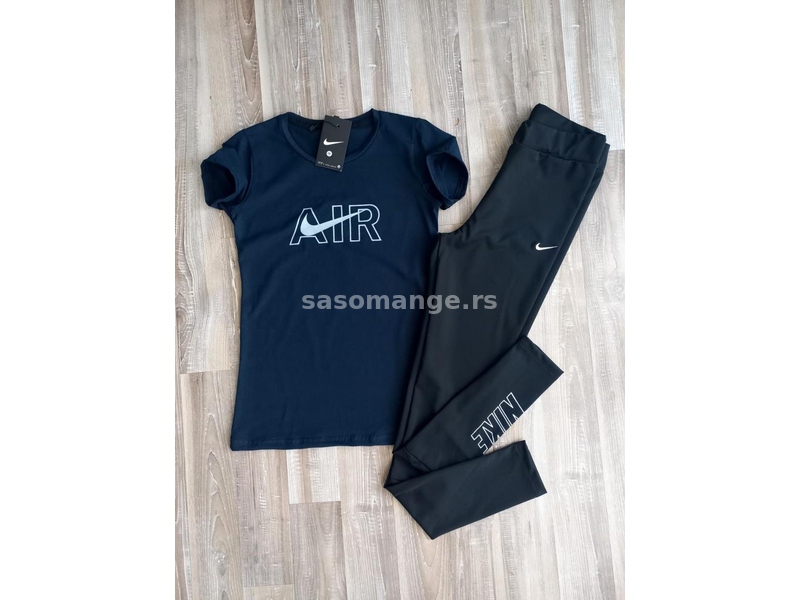 Nike komplet majica i helanke