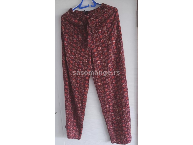 Bershka pantalone