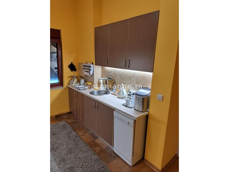 Unikatni četvorosoban namešten stan 125.0 duplex, Dedinje