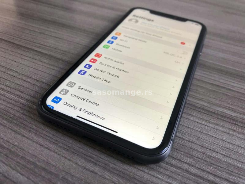 iPhone 11 64GB 100% BATT DOSTUPNO SA192
