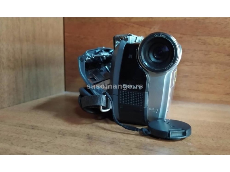 SONY DCR-HC24E miniDV video kamera