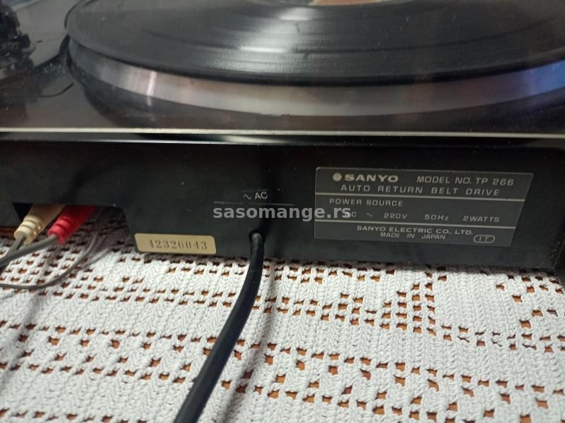Gramofon Sanyo TP266