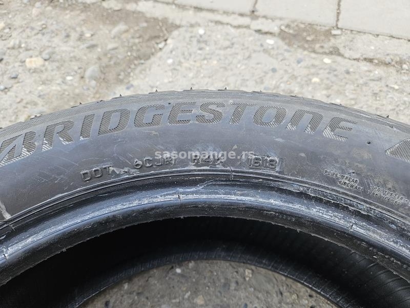 225-50-17 Bridgestone kao nove odlicne