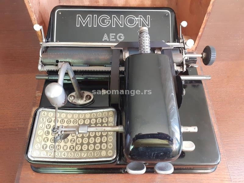 Pisaća mašina Mignon