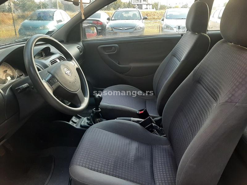 Opel Corsa C (samo 999 eura) 2002.g-1.2b-55kw-KLIMA-NOVE GUME----HITNA PRODAJA!!!