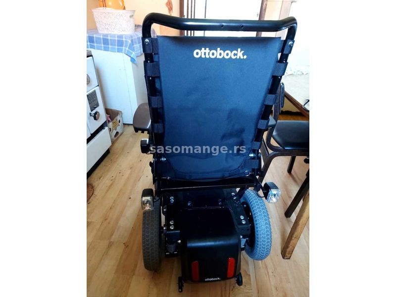 Invalidska elektricna kolica