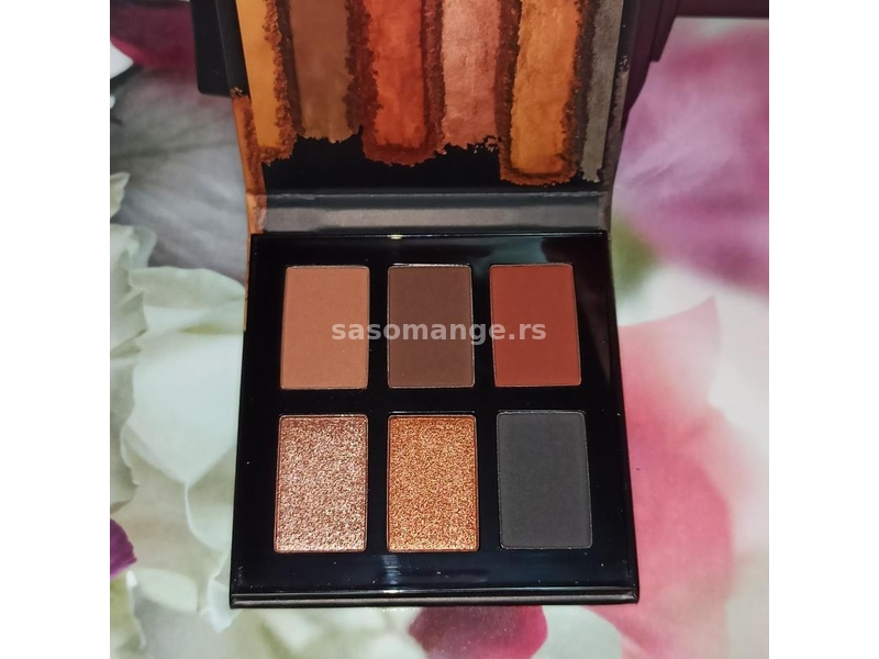 AVON All Nudes 6u1 paleta senki za oči