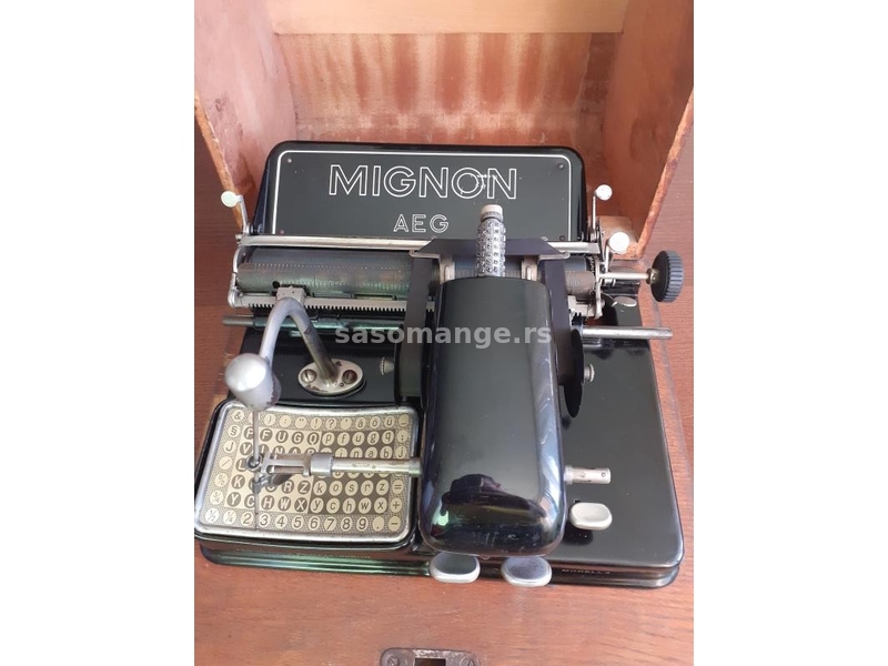Pisaća mašina Mignon