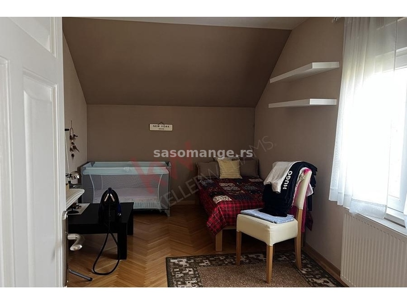 Kuća, Bulevar JNA, izuzetno održavana, sa letnjikovcem, 450m2, na 8,8 ari placa