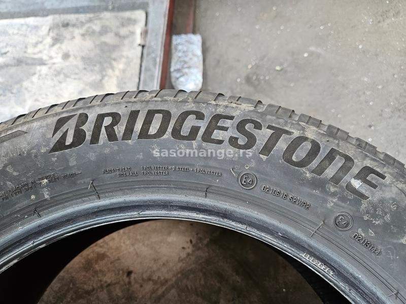 225-55-17 Bridgestone odlicne Povoljno